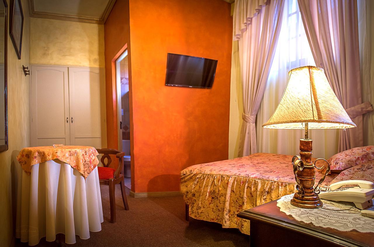 Hotel Monserrat Cochabamba Zewnętrze zdjęcie