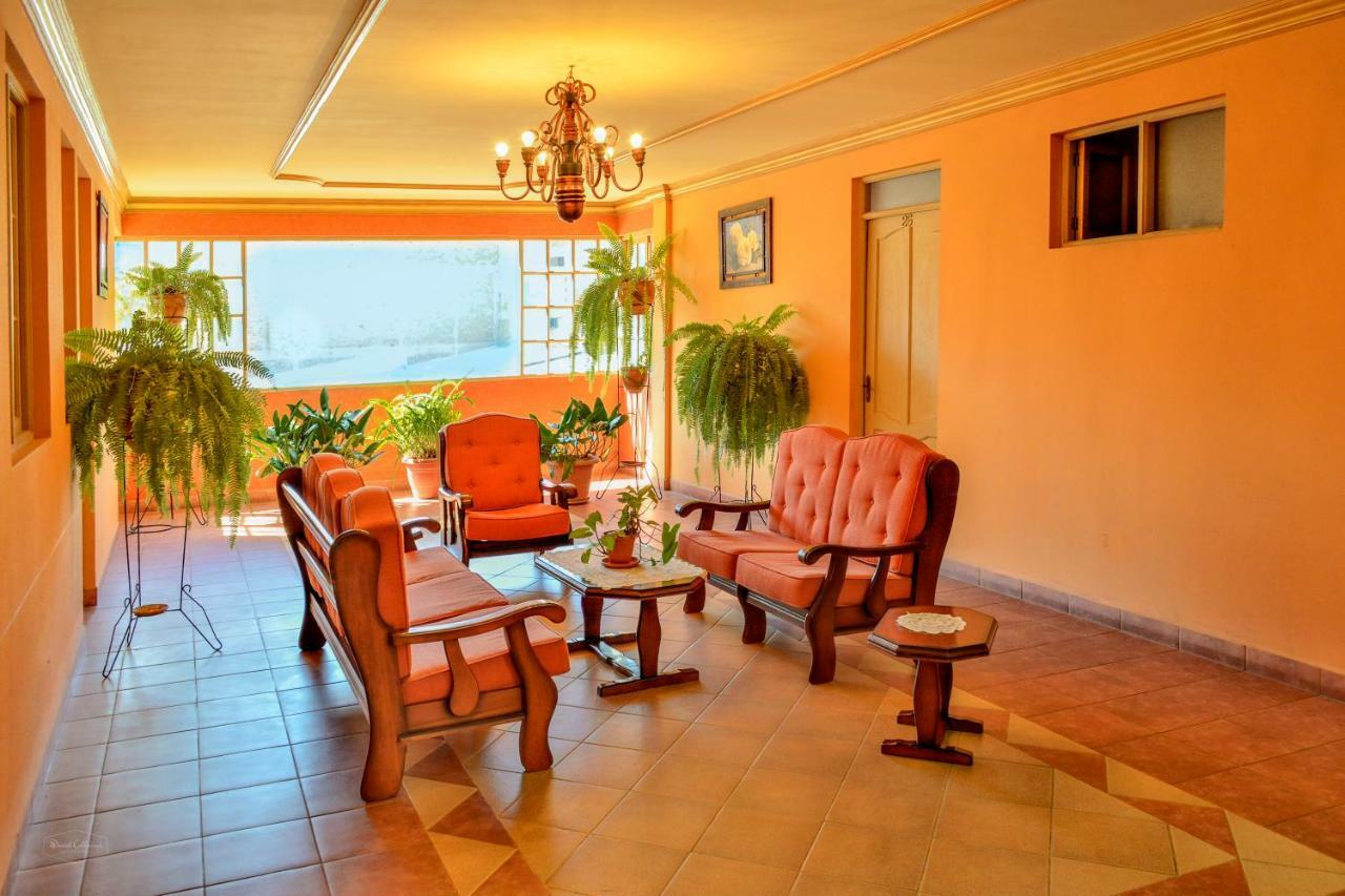 Hotel Monserrat Cochabamba Zewnętrze zdjęcie